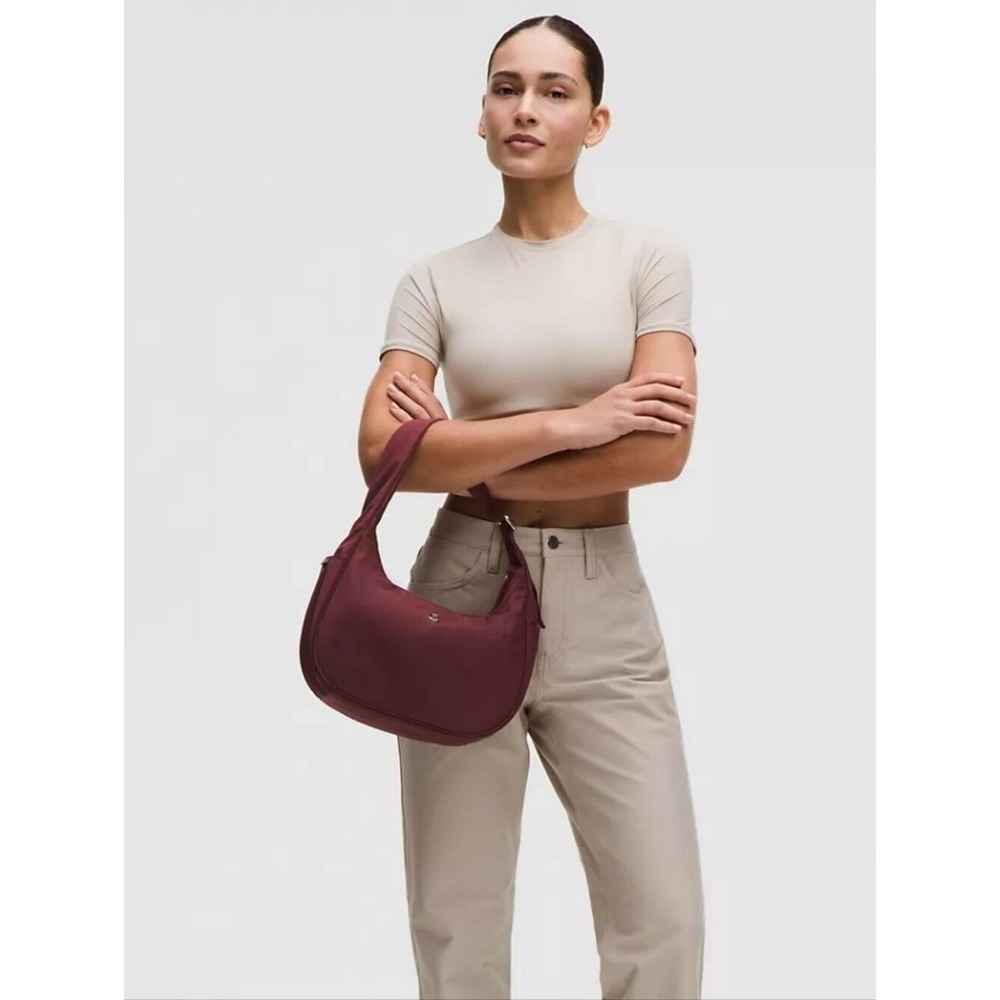 lululemon athletica City Essentials Shoulder Bag 4L Burgundy Shoulder Bag